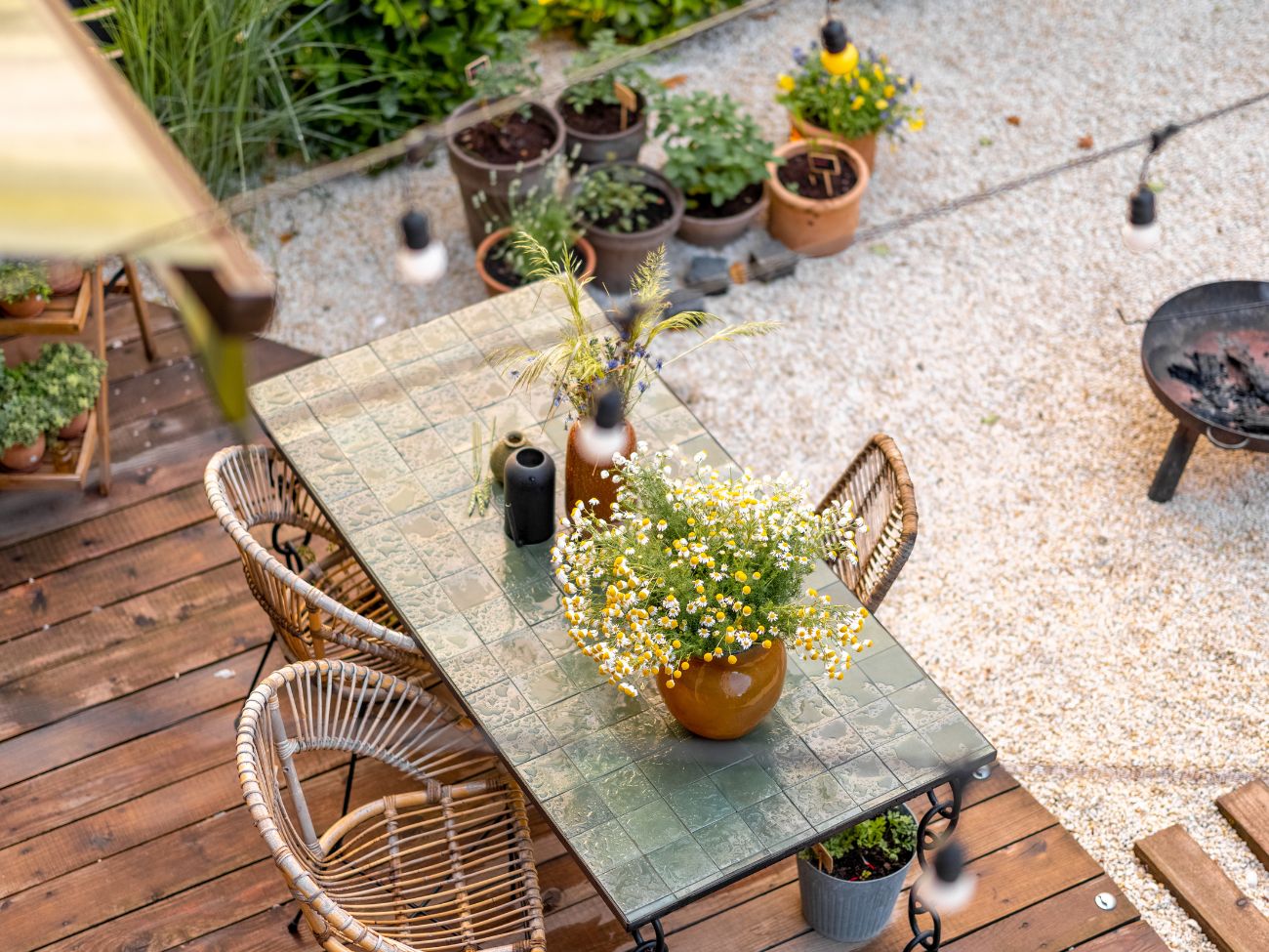 Jaki materiał jest najlepszy na taras w ogrodzie?