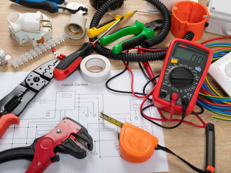 instalacje elektryczne w ogrodzie